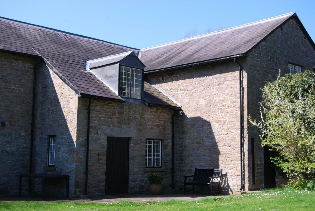Glanhenwye Courtyard Cottages Glasbury エクステリア 写真
